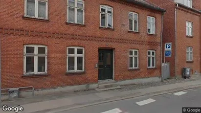 Andelsboliger til salg i Roskilde - Foto fra Google Street View Andelsboliger til salg i Roskilde - Foto fra Google Street View