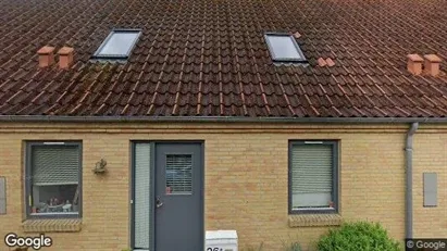 Andelsboliger til salg i Gistrup - Foto fra Google Street View Andelsboliger til salg i Gistrup - Foto fra Google Street View